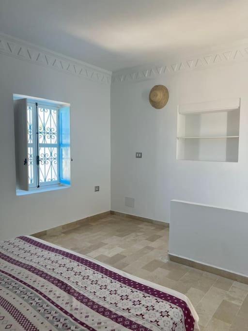 Villa Menzel A Midoun Al Maqarisah